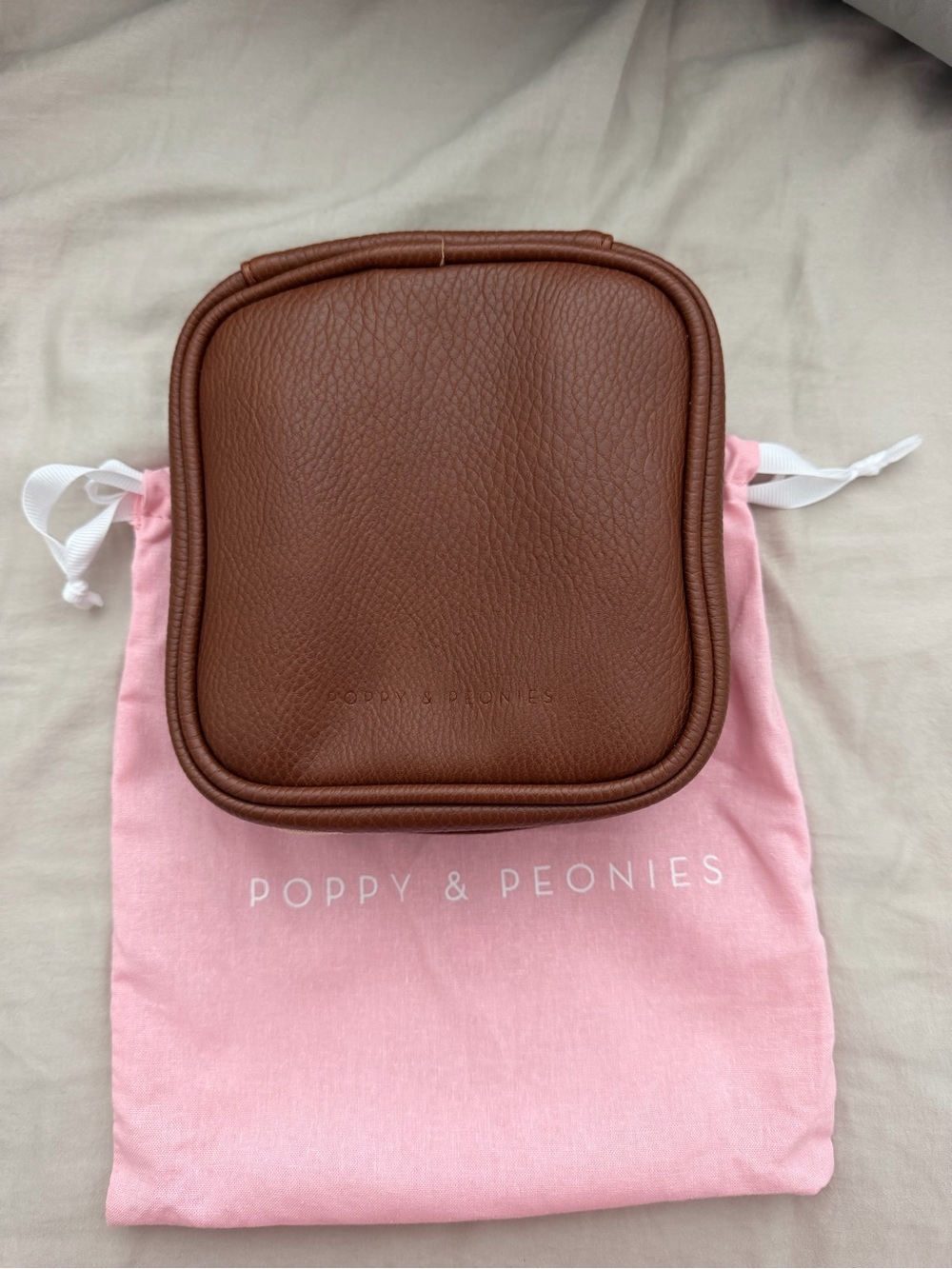 Poppy & Peonies Tech Case - Chestnut